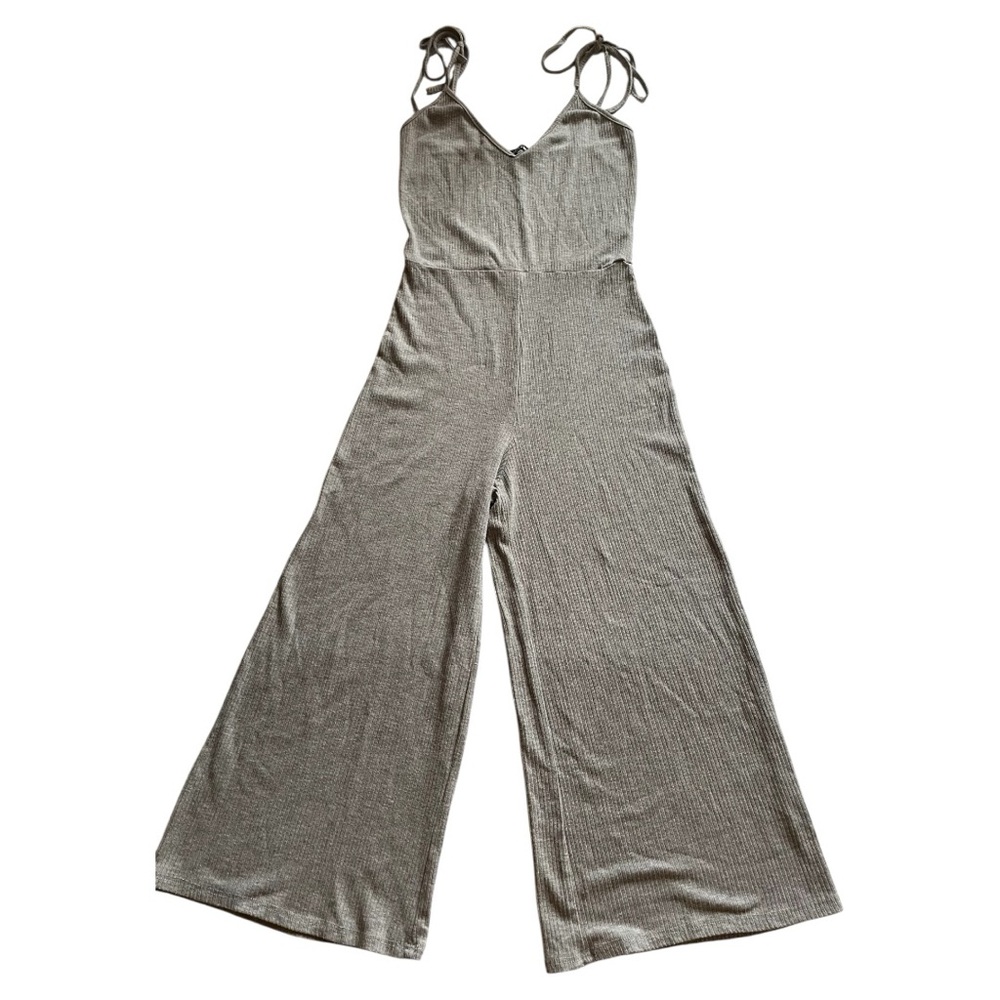 3/$12 Fashion Nova Romper Girls 6-8 Spaghetti Tie Straps Gray
